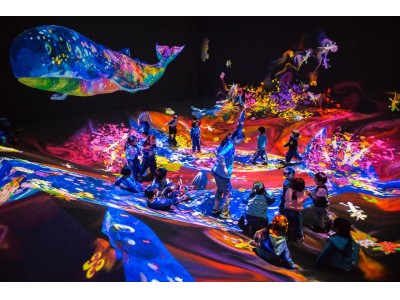 「MGM presents: Learn & Play! teamLab Future Park」をMGM MACAU（マカオ）にて初開催。4作品を展示。2017/12/1～2018/2/28