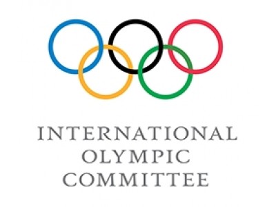 ラコステと国際オリンピック協会（IOC）の賞賛すべきタッグから生まれ