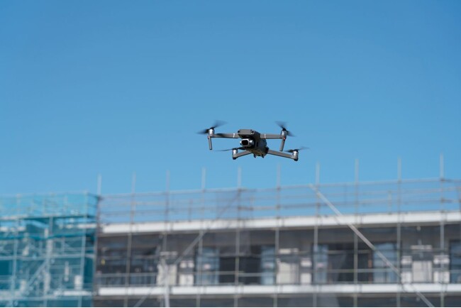 建物の「熱のムダ」と「CO2排出量」が見える化できる国内でも珍しい最新技術 【清掃 × 科学】でホテルの資産価値を守る