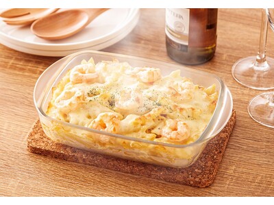 半透明な耐熱ガラスが料理を引き立てる。こびり付きにくくお手入れ簡単なガラスオーブンウェアの販売店舗拡大