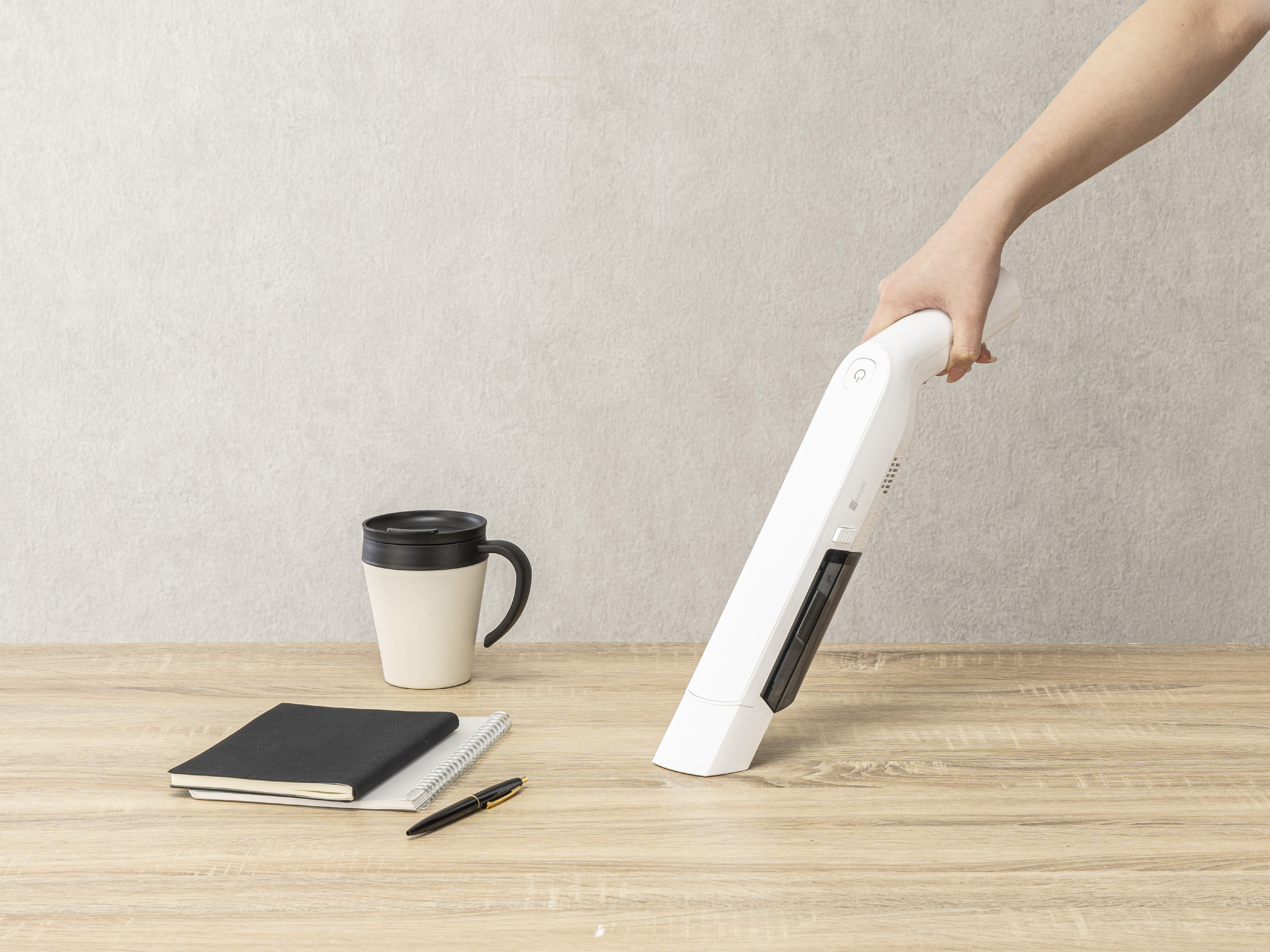 「ちょこっと掃除」をもっと手軽に。気づいた時にさっと使える 「コードレスハンディクリーナー」を新発売