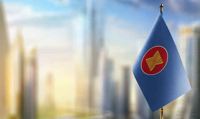 日本ASEAN友好協力50周年特別首脳会議を契機に開始する「ASEAN人材育成奨学パートナーズ支援（AHEAD50）」の最初の訪日団が来日します。