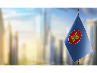 �uASEAN�l�ވ琬���w�p�[�g�i�[�Y�x���iAHEAD50�j�v�̑�4�w�K���c�i�v8���j���������܂��B