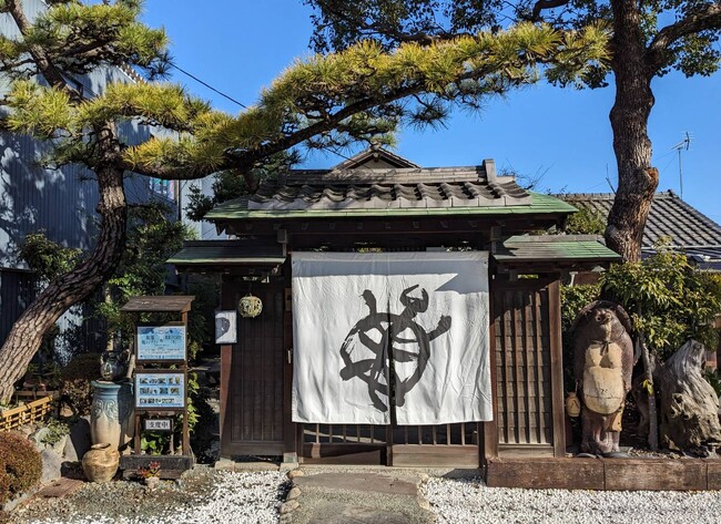 豊橋・豊川の夏を、一杯の氷に。和菓子屋が本気で仕立てた『魅惑のフルーツ3種盛り氷』新発売。藤沢店・岩田店の2店舗だけで味わえる、夏限定のご褒美かき氷