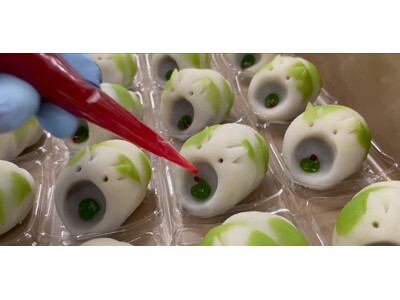 「蚊遣りぶた」を知っていますか。和菓子職人が"消えゆく日本の夏"を上生菓子で残しました。8月限定『打上花火』『蚊遣りぶた』発売