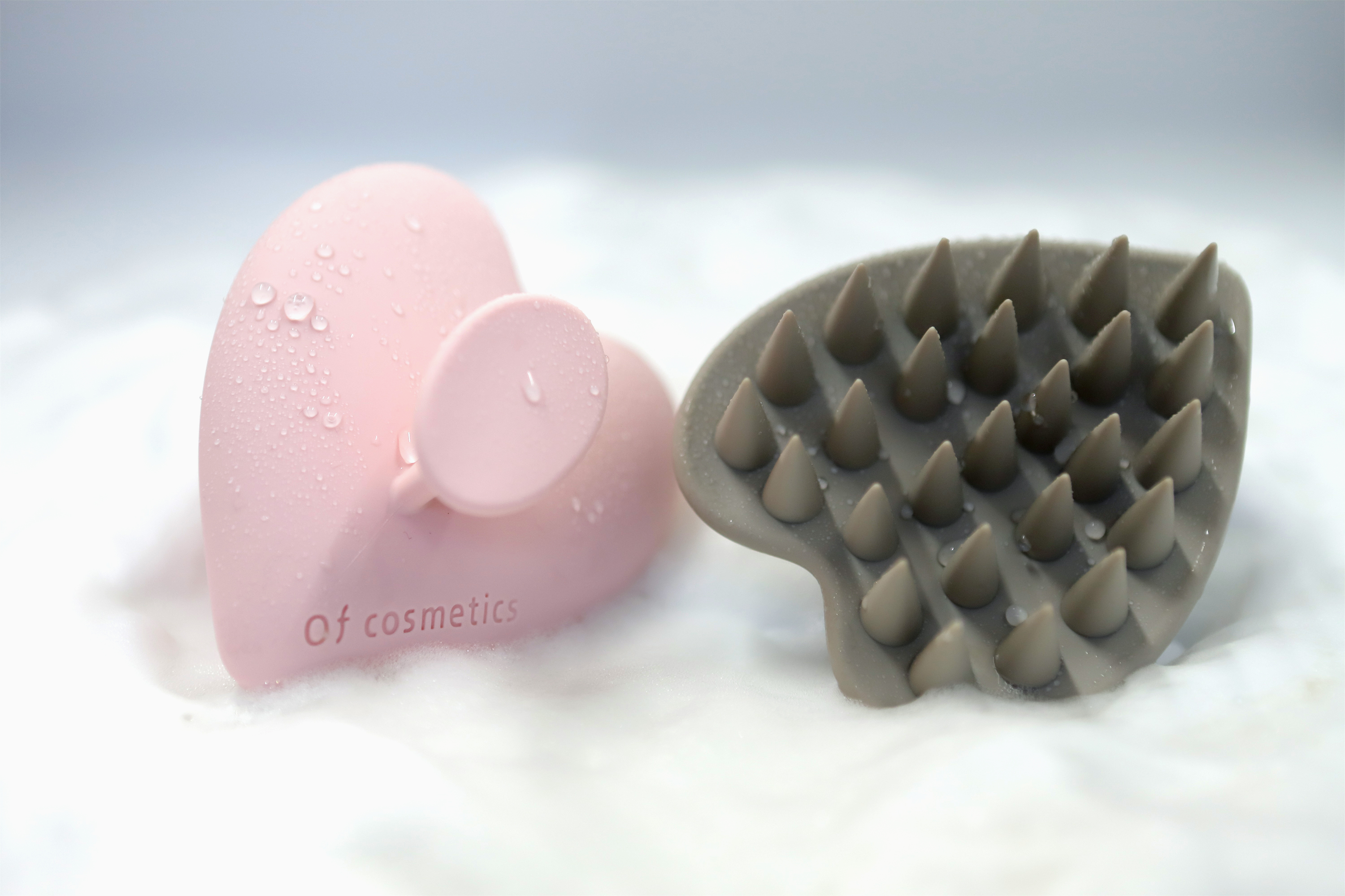 頭皮が喜ぶ、極上フィット感。独自設計「3Dフレックス構造」で“洗い”も“ほぐし”も未体験の心地よさを実現　ヘッドスパブラシフィット誕生