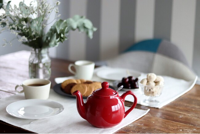 【阪急うめだ英国フェア2025】英国ウィンブルドン生まれの陶器ブランド「LONDON POTTERY ＜ロンドンポタリー＞ 」が出店。英国家庭で愛されるティーポット