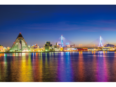 【夜空のMUSIC BAR うみとひかり】青森の新たな名所がアスパム14階に誕生