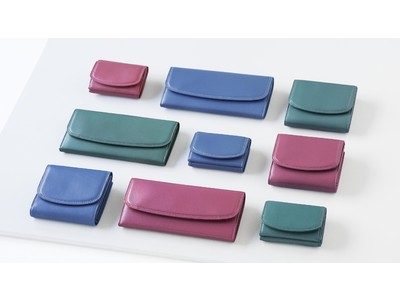 【土屋鞄】色を楽しむラム革小物の「Coeche（クーシェ）」シリーズ財布全4型に、2つの新色ブルーとピンクが登場