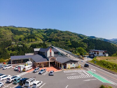 テラチャージ、宮崎県日之影町の道の駅「青雲橋」に電気自動車（EV）用急速充電器1口の導入決定