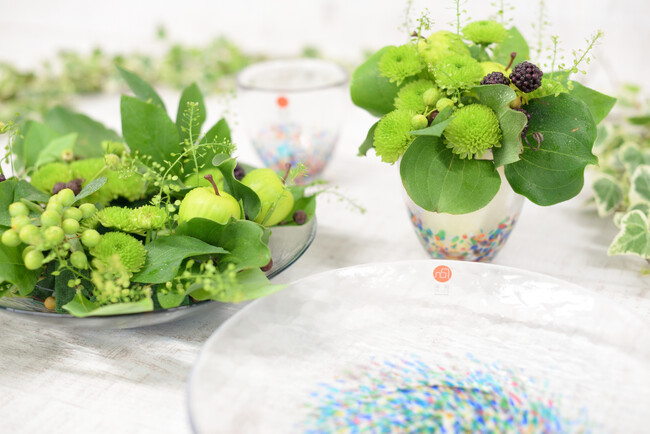 青森の伝統工芸「津軽びいどろ」の器を使った初夏を感じるフラワーアレンジメント体験ワークショップを6月に4日間限定で神楽坂で開催。