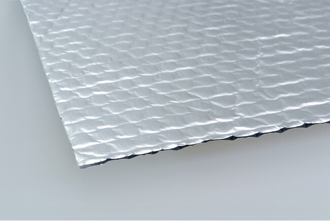 “エコリアルボード 容器包装リサイクルタイプ”と“アルミプチ 施工特化タイプ”が「2025年度グッドデザイン賞」を受賞