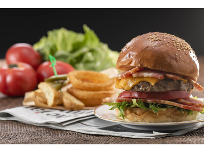 かぶりつけないサイズ感「マリオットバーガー」　名古屋マリオット《ホテルバーガーラリー in Nagoya...