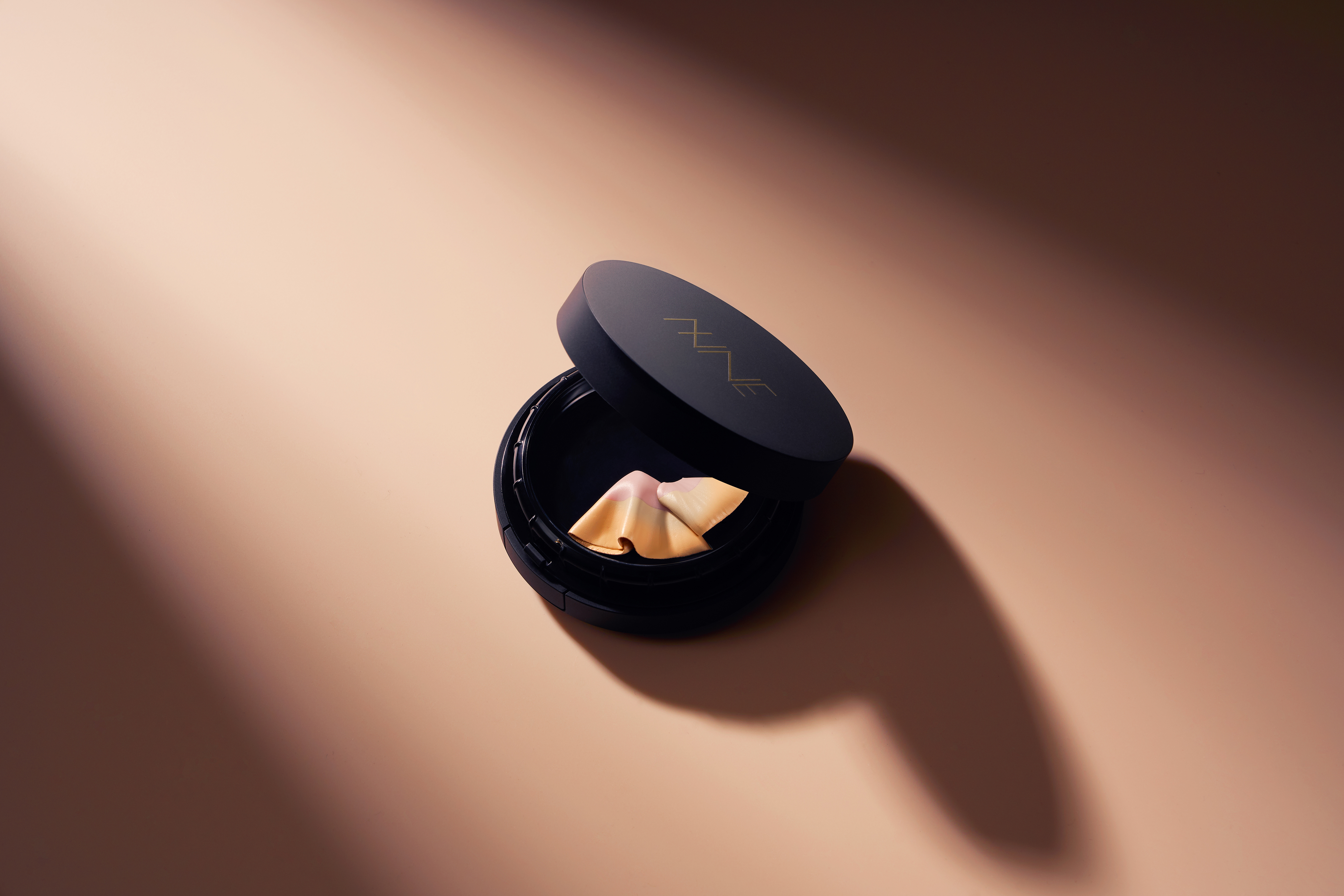 【COSME Week 大阪 2022】9月28日(水)～30日(金)大阪にて開催される日本最大の化粧品専門展「国際化粧品展」に「NNEグラインディングファンデーション」が出展！