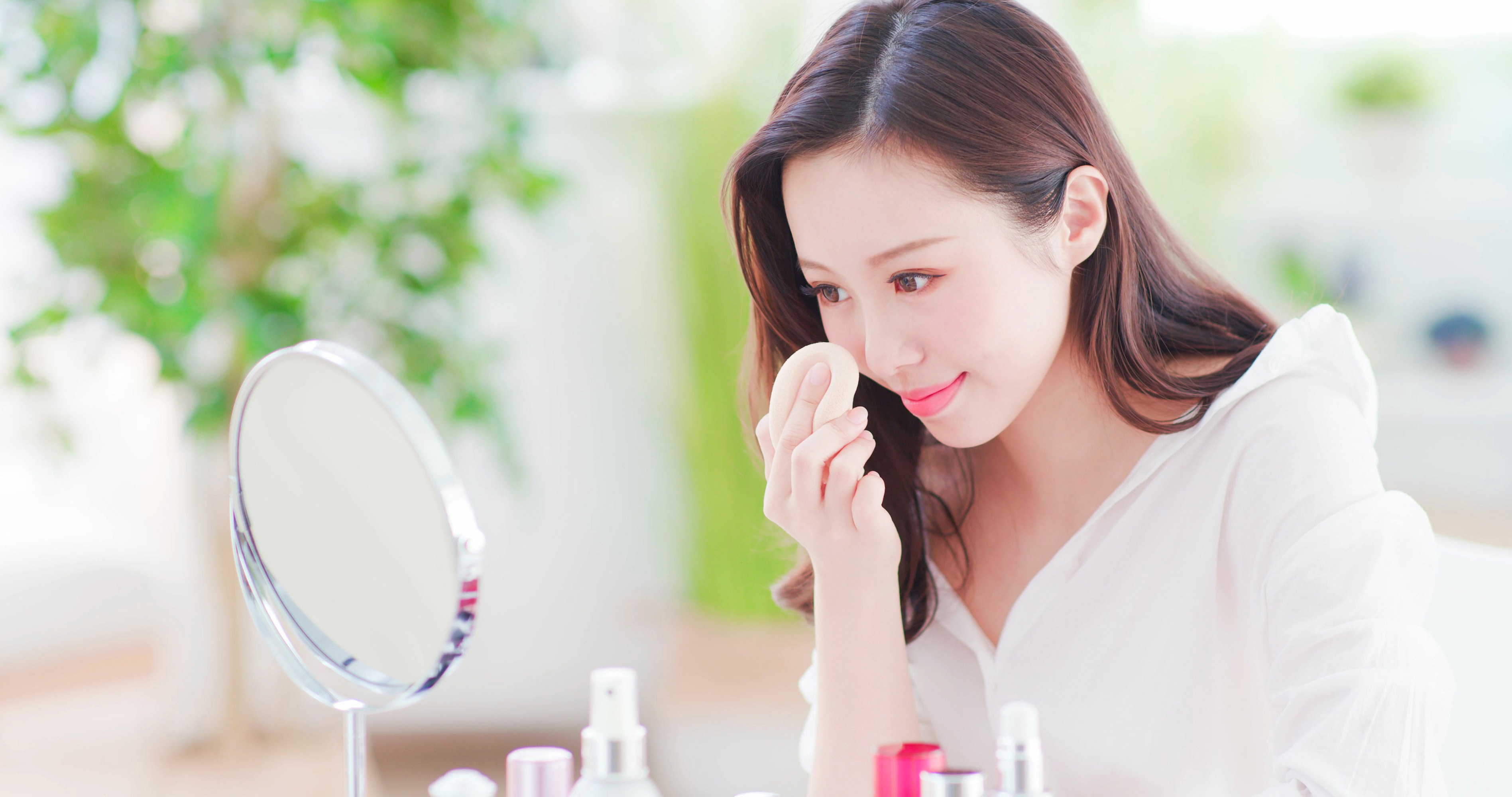【コスメ調査】コロナ禍のマスク生活でファンデーションを塗る機会が減った女性は何％？ それでもあえて塗りたくなる美容ファンデとは？「NNE」が美容女子に選ばれるワケ。