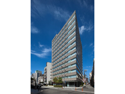 �t���C�U�[���W�f���X��C��オ�A���E�Љ�z���̎�g�݂�]������A�uDBJ Green Building�F�؁v���擾