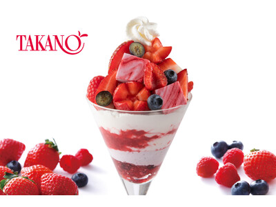 【タカノフルーツパーラー】果実のきらめきと可憐さを重ねた、3種ベリーのパフェ