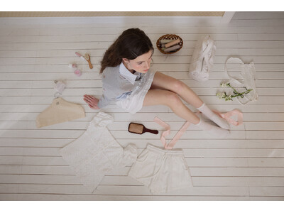 LETTER FROM MOON × dasique コラボコレクション発売 - 「Cottage Core」をテーマに、ファッションとビューティーが紡ぐロマンティックな物語