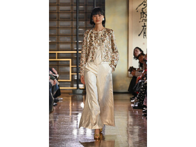 アニエスベー、楽天「by R」プロジェクトを通じて東京でランウェイショーを開催