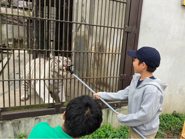 【夏休みの過ごし方】飼育員のお仕事に挑戦してみよう！