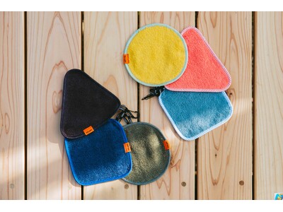 【CAMP HACK× LUGH】ぶら下げて使える、手のひらサイズのタオルセットを販売開始