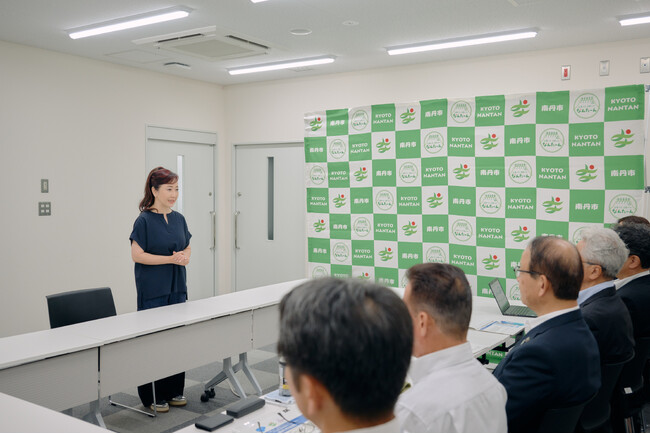 「知って、肝炎プロジェクト」肝炎対策 特別大使の伍代夏子氏が、南丹市を訪問し肝炎対策を呼びかけ