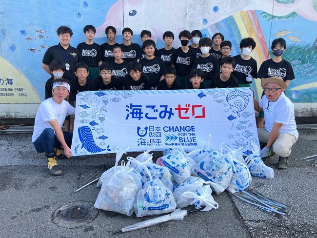 秋の海ごみゼロウィークに合わせて高知市の中学生が地域を清掃！