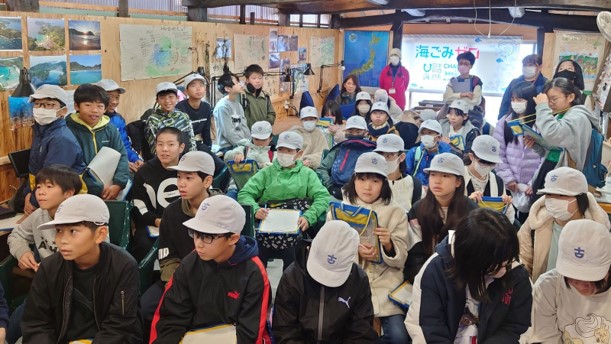松江市の3小学校が参加！微小貝の浜で海洋環境を考える海洋ごみゼロ授業「海の楽校」を開催