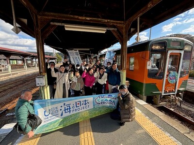 ローカル鉄道・天浜線に乗って、さらにマリーナから遊覧船に乗り換え、浜名湖に起きている異変を親子で学べる充実の半日旅「天浜線アマモ探検ツアー」(第1回)を開催しました！