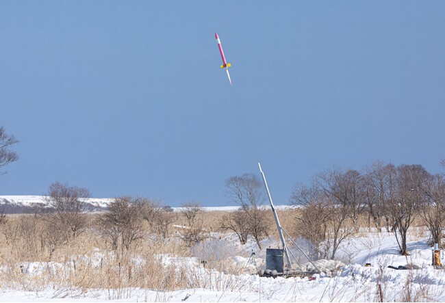 東海大学学生ロケットプロジェクトが北海道大樹町で通算30回目のロケット打上げに成功