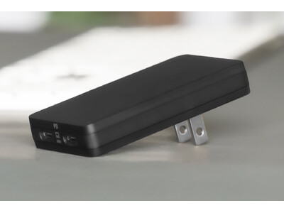 たった14mmにPD65W出力が可能なUSB Type-Cポートを2基搭載!GaN採用のAC充電器 OE...