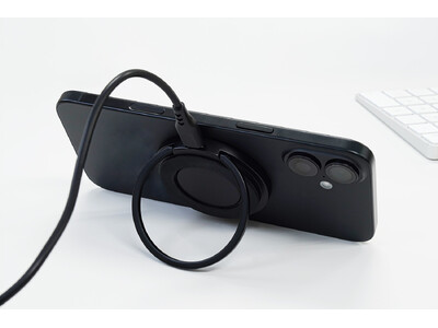 スマホリングやスタンドとしても使える、わずか9.7mmの薄型マグネットワイヤレス充電器 OWL-MW01...