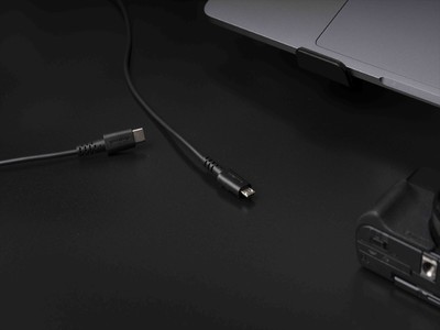 根強いニーズのあるmicroUSBを搭載、Type-C to microUSBケーブルを発売