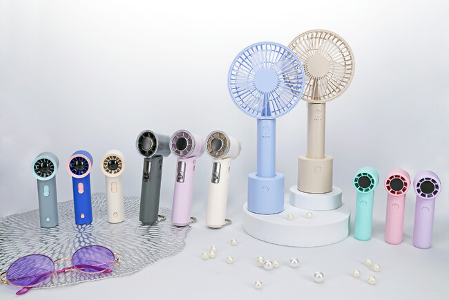 MOTTERU�@�f�U�C�����@�\���u���b�V���A�b�v�I�n���f�B�t�@���ɐV���f�����o��