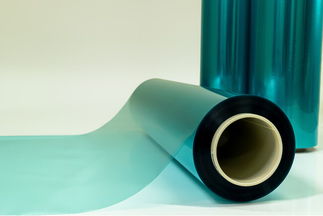 最先端半導体パッケージ用の新規感光性ドライフィルム「サンフォート(TM)」を開発