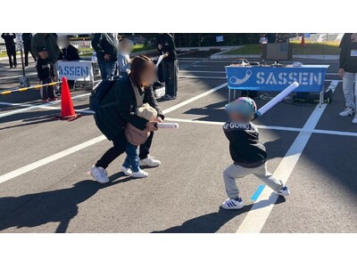 大阪国際空港で開催された「ITAMIそらスポキッズパーク」にて220名がSASSENを体験！ニュースポーツとして子どもたちに大人気！親子参加も多数