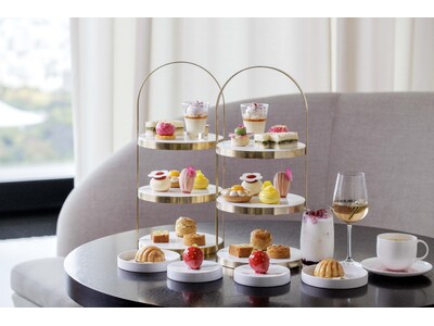 【フォーシーズンズホテル東京大手町】イチゴの世界に包まれる「ウィンターストロベリーアフタヌーンティー」予約開始