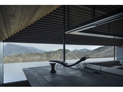 みなかみの山頂に、四季の絶景とともに滞在する温泉ヴィラNOT A HOTEL MINAKAMI「TOJI」が5月1日に開業