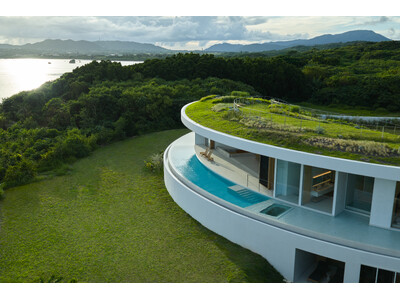 藤本壮介氏が手掛ける、石垣島の自然に溶け込むヴィラNOT A HOTEL ISHIGAKI「EARTH」...
