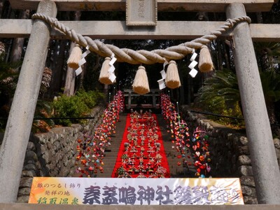 まもなくひな祭り！素盞鳴神社雛段飾りも絶賛開催中！