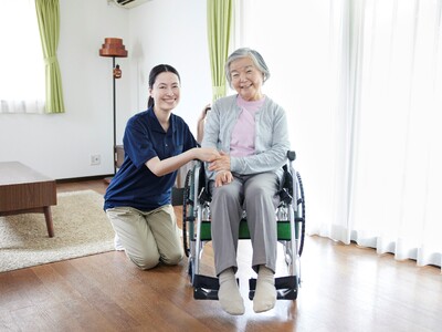 【9・10月クラス限定】受講料48,000円割引キャンペーン！介護職員初任者研修が半額以下に