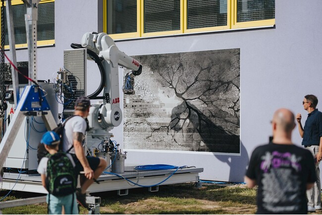プレスリリース「ABB、AIによってデザインされたストリートアートをムラダー・ボレスラフで実現」のイメージ画像