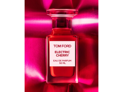 トム フォード ビューティ、プレイフルで、いじらしい誘惑を表現した新作フレグランス、