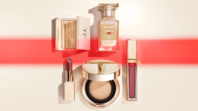 「バニラ セックス」――忘れがたい香りの余韻を、唇と肌に灯す。純真を脱ぎ捨て、官能に染まったバニラの香り「バニラ セックス」を濃密に艶めく色彩で表現した限定カラーコレクションが登場。