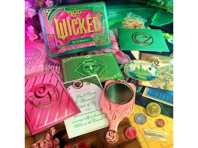 �w�E�B�L�b�h�x �R���N�^�[�Y�{�b�N�X��TOHO�V�l�}�Y�ɂČ����s�̔��I�I