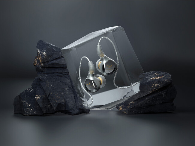 yf̓WJzbeyerdynamic(xC[_Ci~bN)БSi̗A㗝XƖЃI[fBIuCYɈڊ