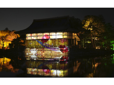 初詣の分散参拝は、京都・平安神宮で、NAKEDのニュースタイル夜間参拝