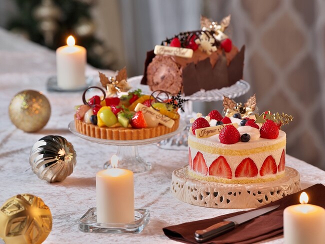 【ANAクラウンプラザホテル成田】一年に一度の特別な日にふさわしい、とっておきのパティシエ特製クリスマスケーキを3種ご用意。10月1日(水)より予約受付開始。