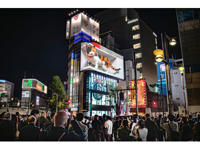 「新宿東口の猫」の下に、韓国発の人気アイウェアブランド〈BLUE ELEPHANT〉日本フラッグシップストアを誘致