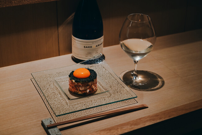 泡盛で仕上げる新時代の日本酒 第八弾「SAKE×AWAMORI 大吟醸2025」8月1日（金）発売